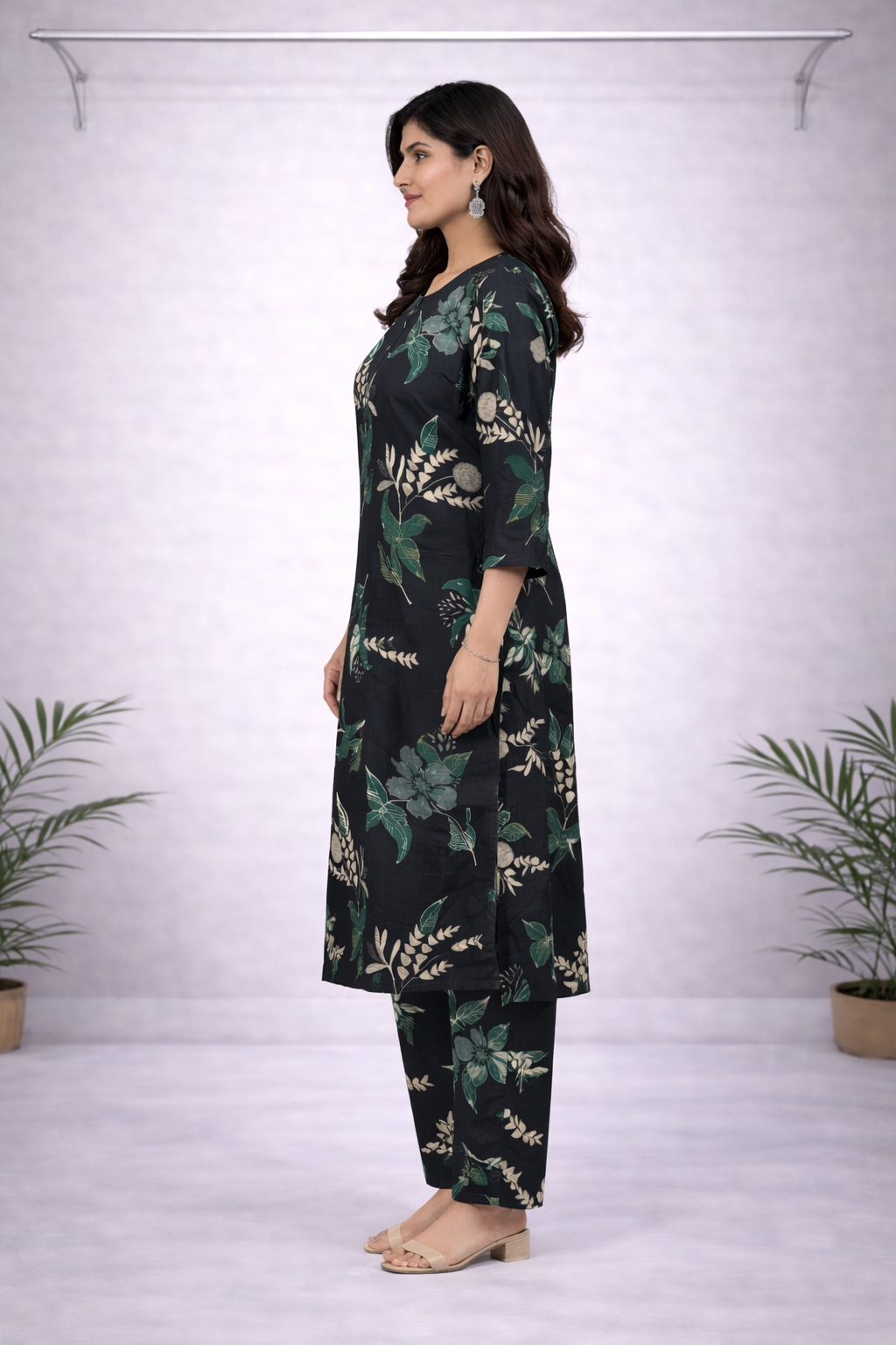 Navy Blue & Green Floral Printed Kurti Set – Straight Fit with Matching Pants