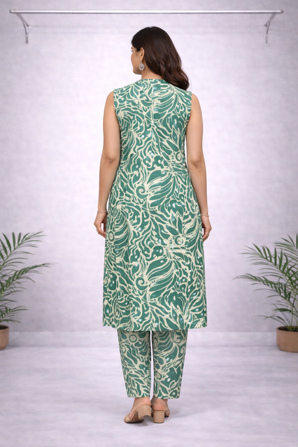 Sage Green Abstract Leaf Printed Co-ord Set – Top & Pants for Women