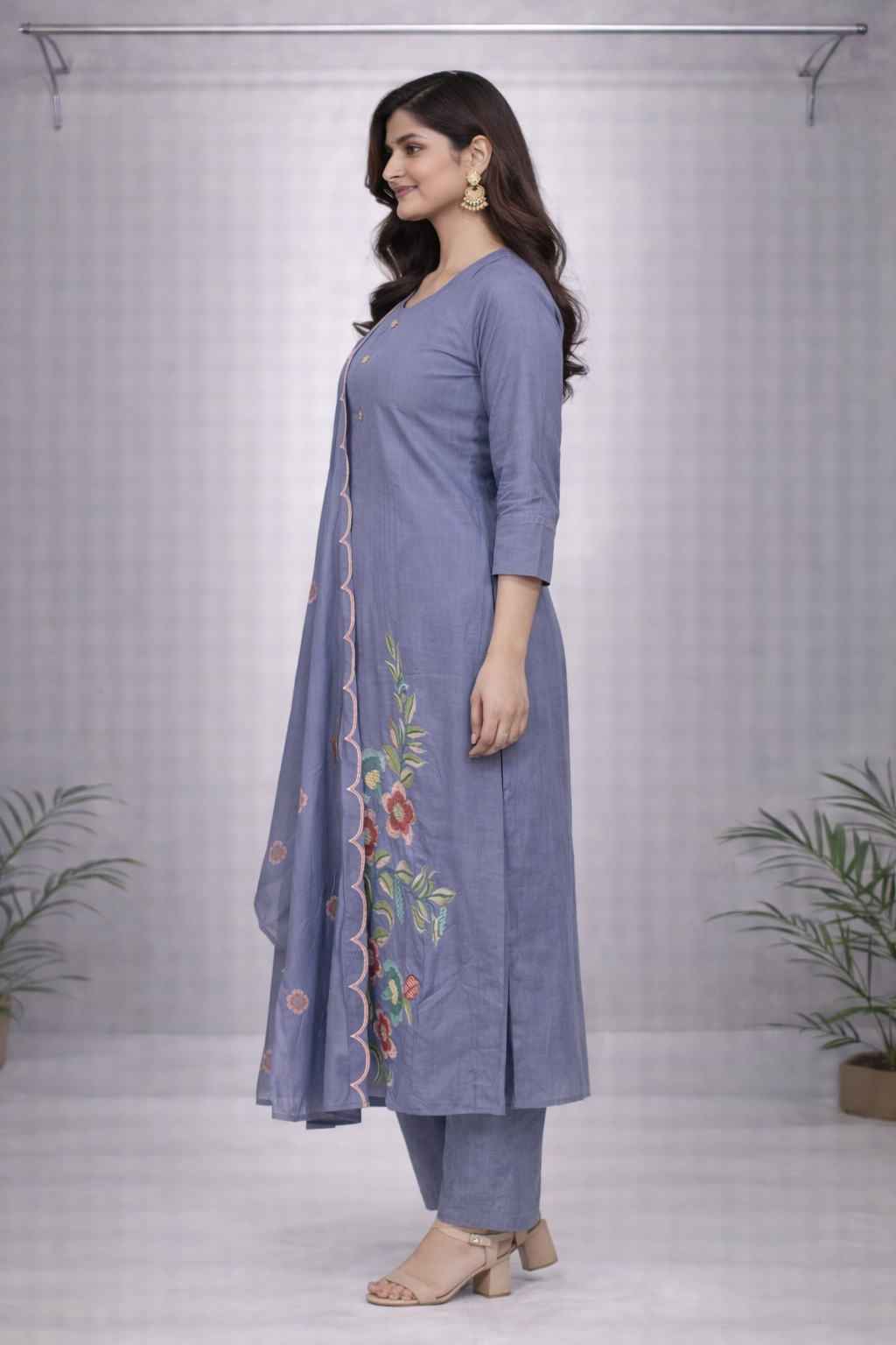 Lavender Floral Embroidered Kurti Set with Dupatta