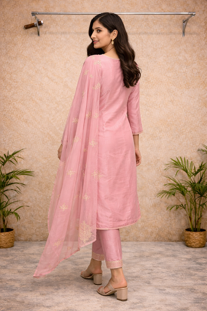 Blush Pink Embroidered Kurti Set – Golden Thread Work with Soft Dupatta & Pants
