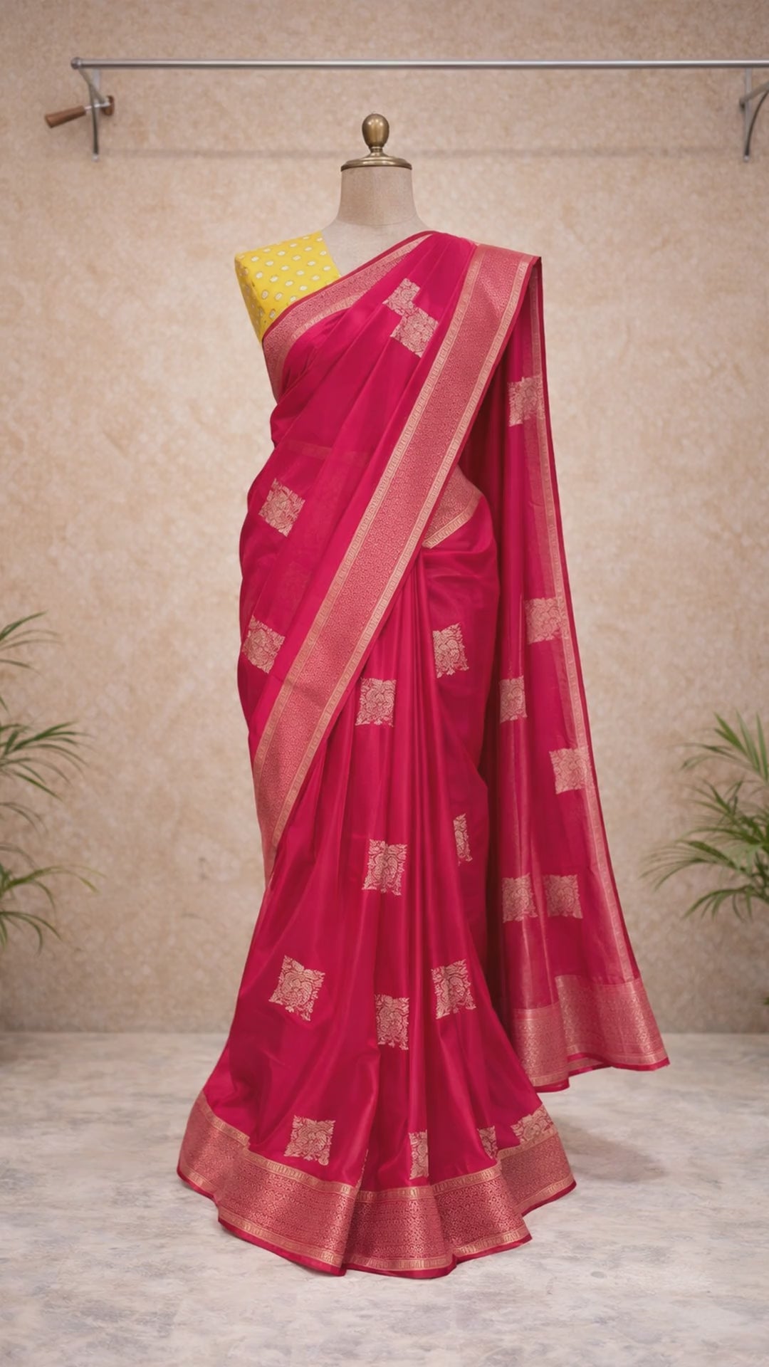 Pink ethnic saree video