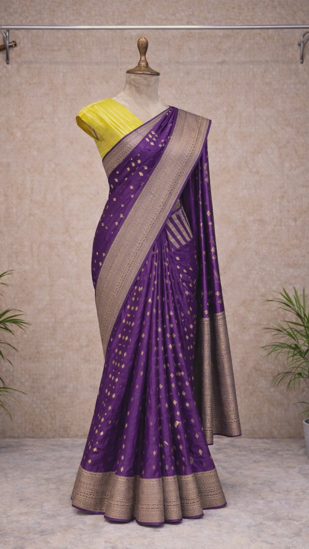 Violet festive saree video