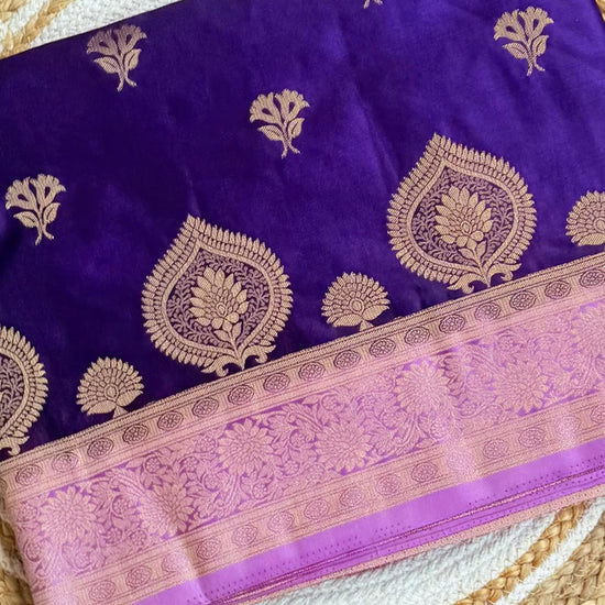 Gold zari weaving festive saree video