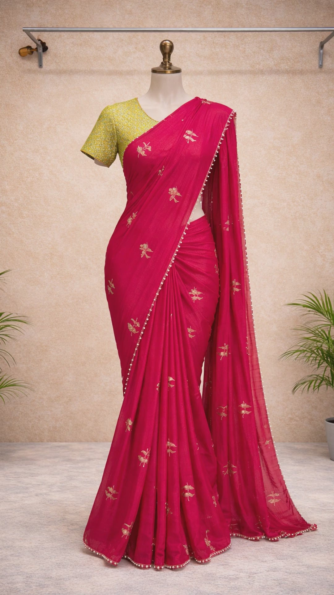 Pink festive saree video